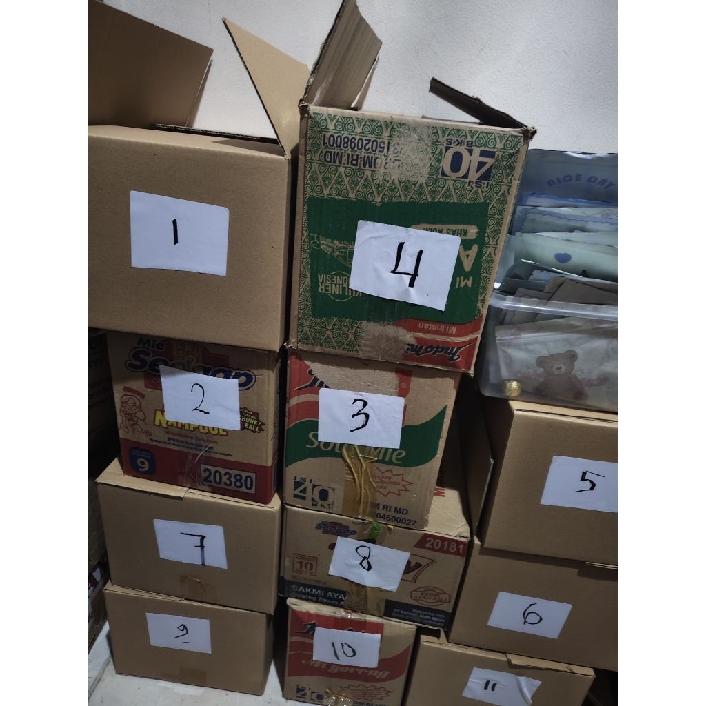 

snack box MB 75K saat live snack