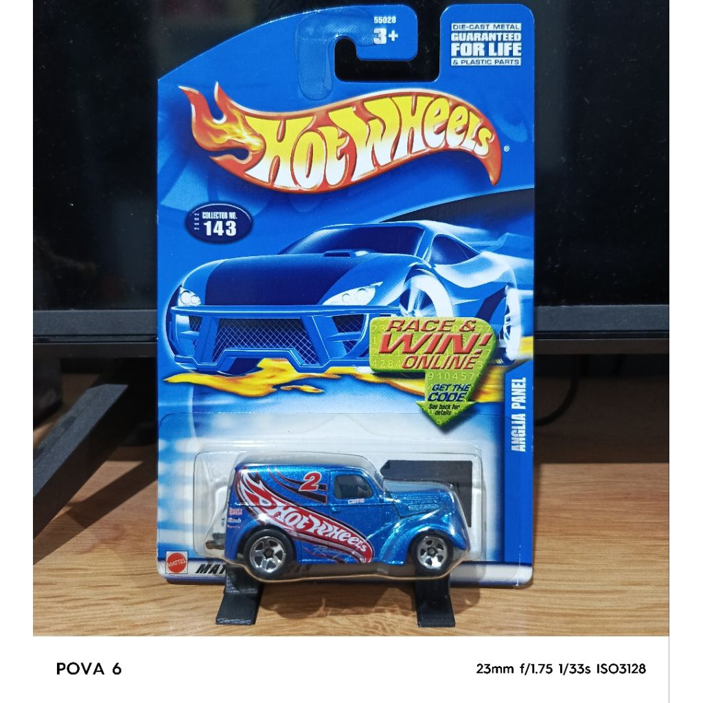 Hot Wheels Anglia Panel - Open Hood - Blue Card