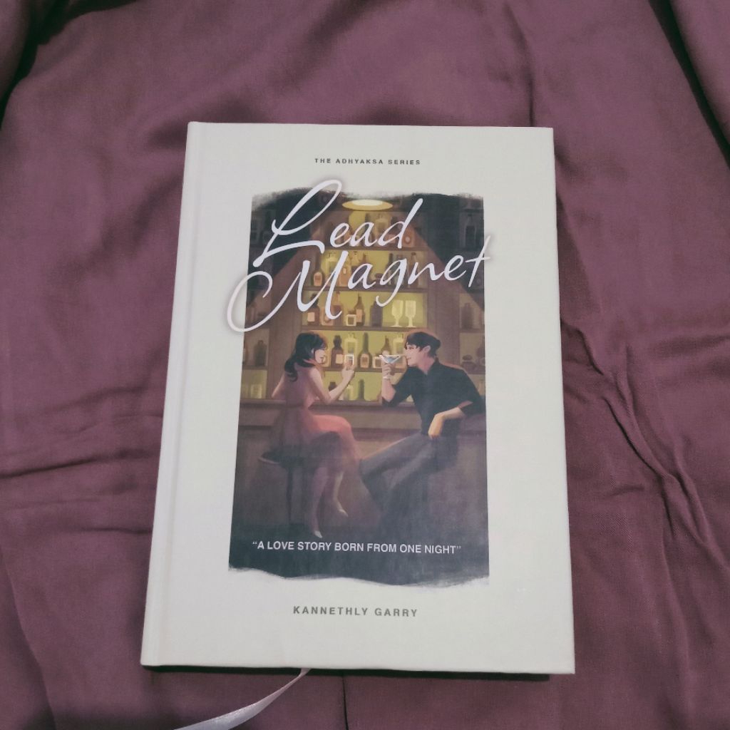 PRELOVED NOVEL LEAD MAGNET HARD COVER ORI