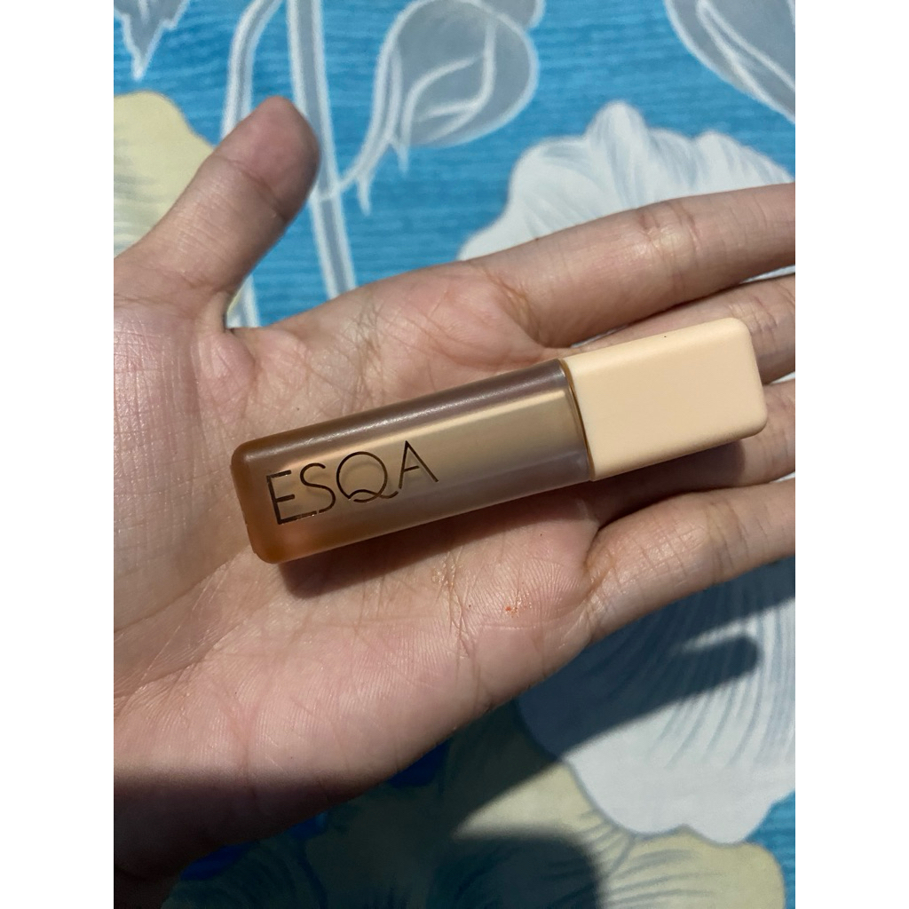 esqa concealer