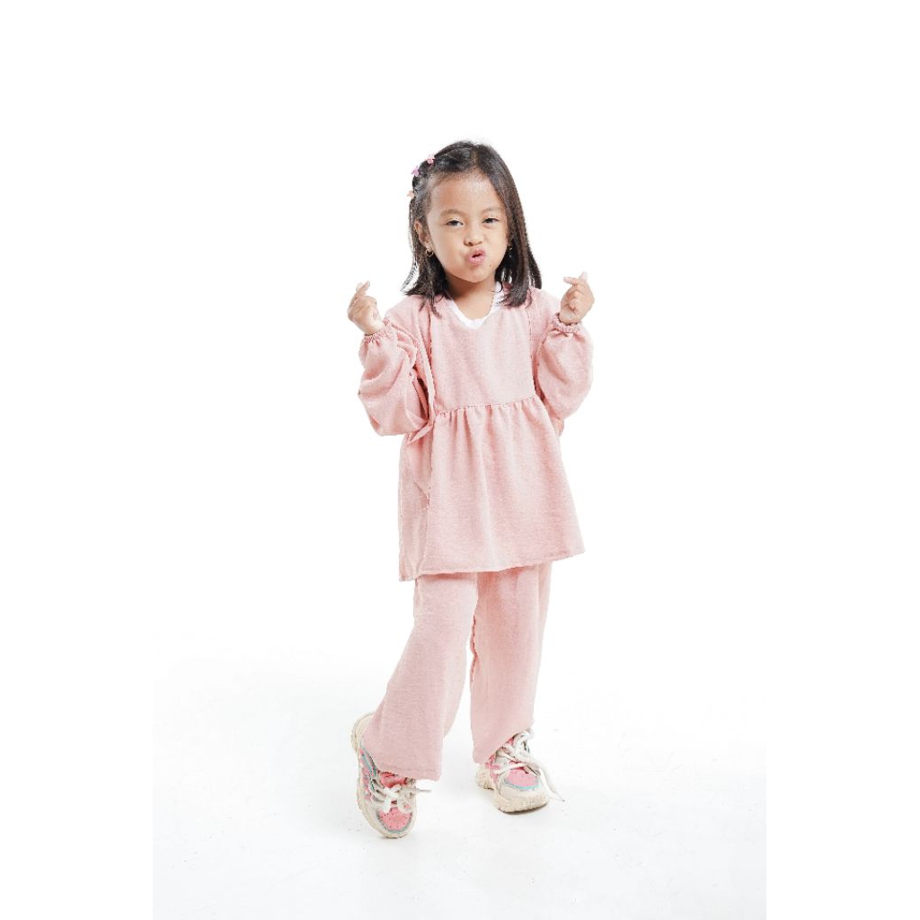 Setelan anak perempuan crinkle usia 1 - 5 tahun / set pakaian anak perempuan lucu /  Set celana kulo