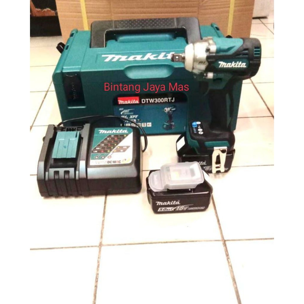 Mesin impact wrench cordless makita DTW300RTJ