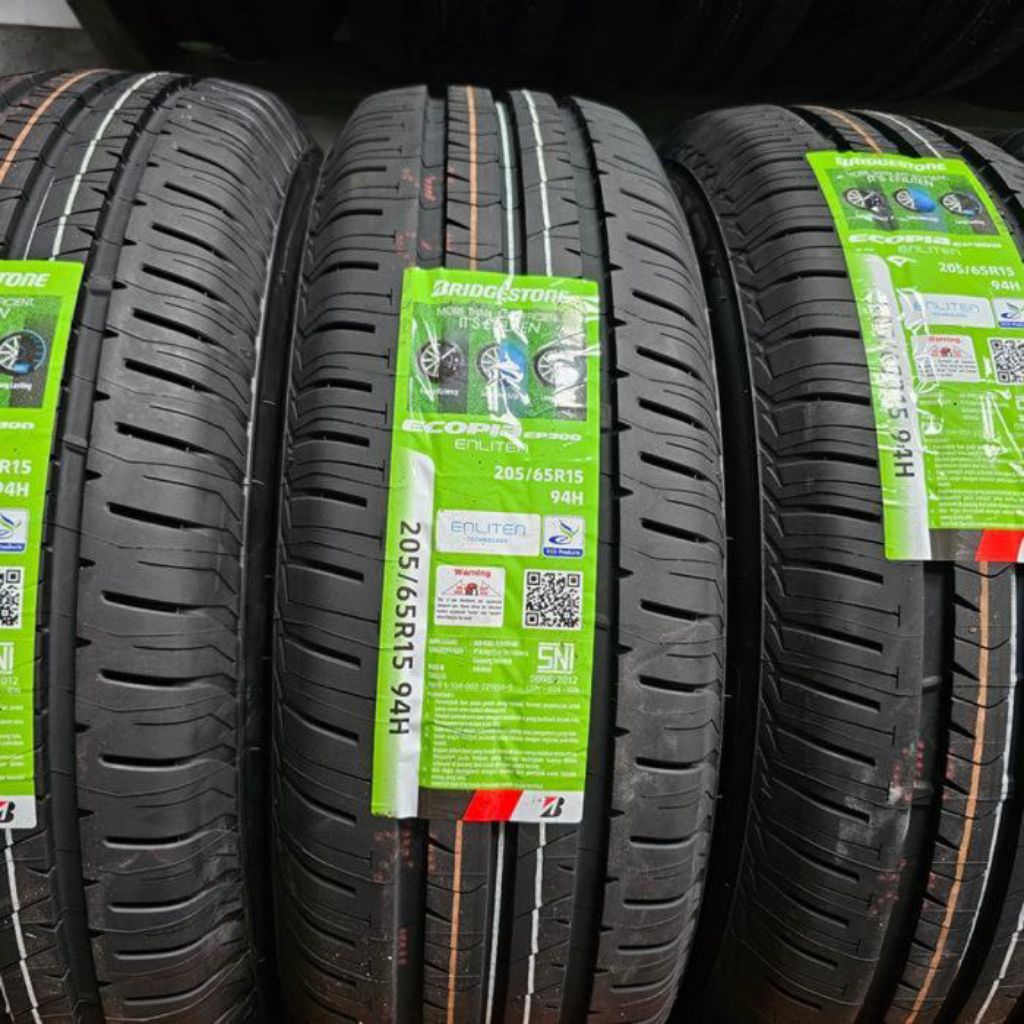 Ban Bridgestone Ecopia EP300 205/65 R15 (Ban Innova, Panther)