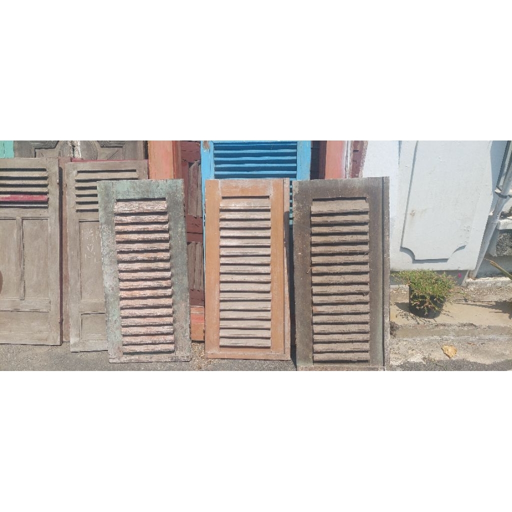 jendela krepyak full