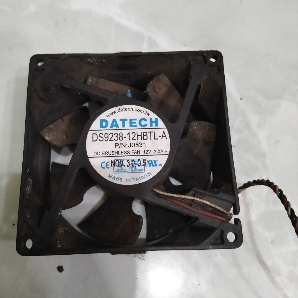Fan DC Brushless Fan Datech 12v 2.0A Fan Dc Ukuran 9 × 9 cm
