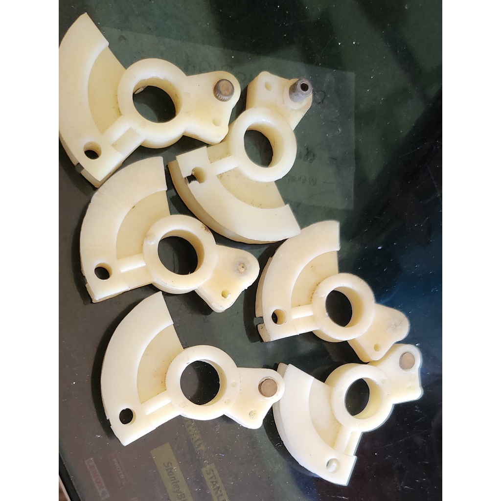 Teplon Braket Tahanan plastik kabel gas untuk mobil hijet 1000/S75 Atas