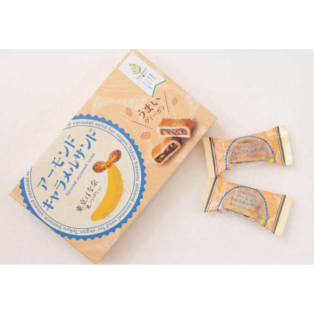 

Tokyo Banana “Almond caramel Sand” Isi 4 Pcs