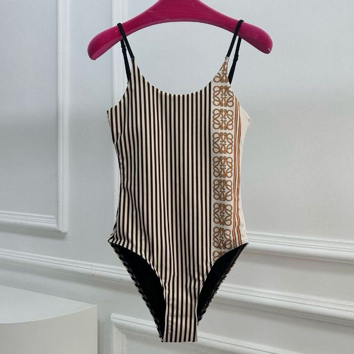 One-piece swimsuit wanita pria desain modern bahan elastis nyaman stretch motif garis dan logo styli