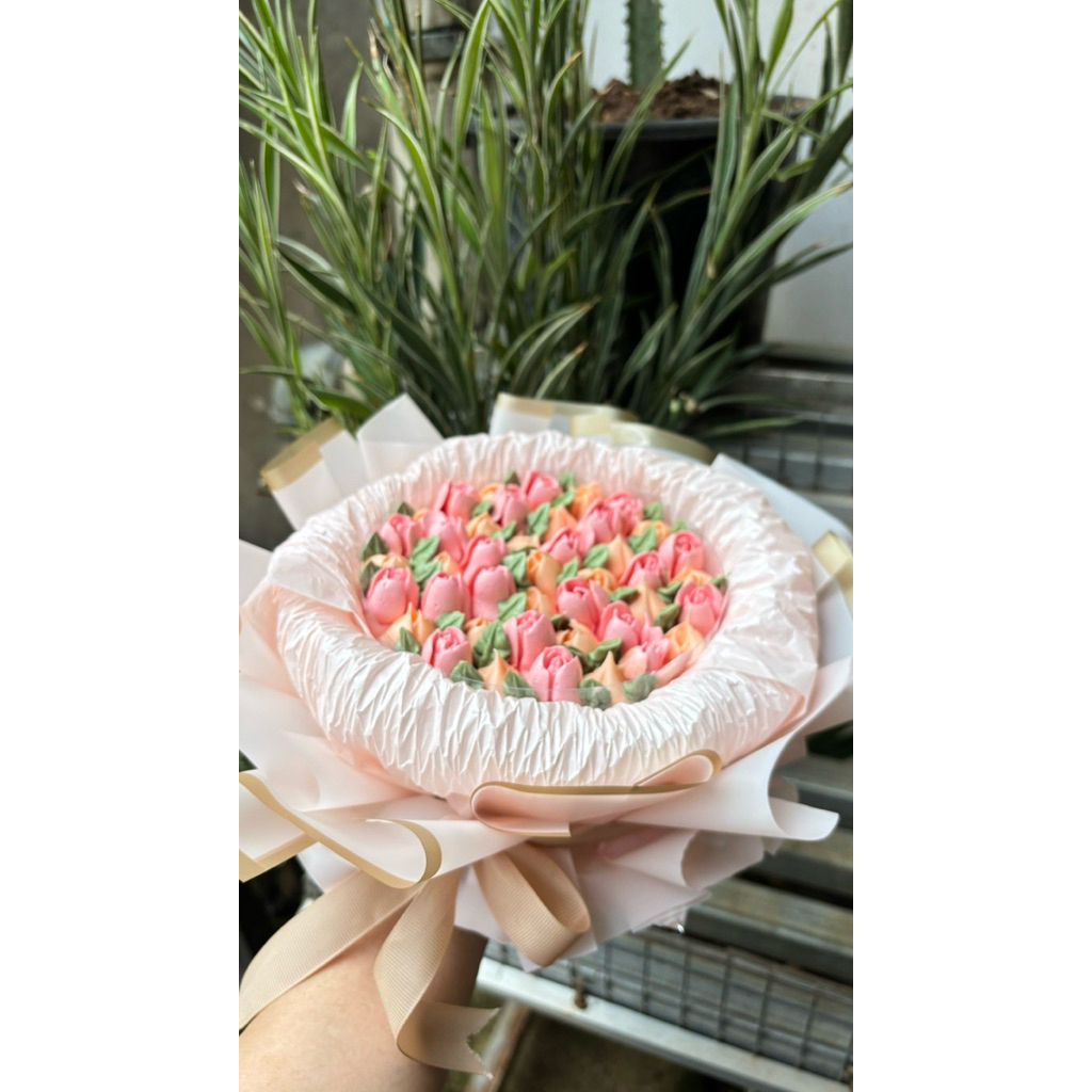 

BOUQUET FLOWER CAKE cocok untuk WISUDA/ULANG TAHUN/LAMARAN