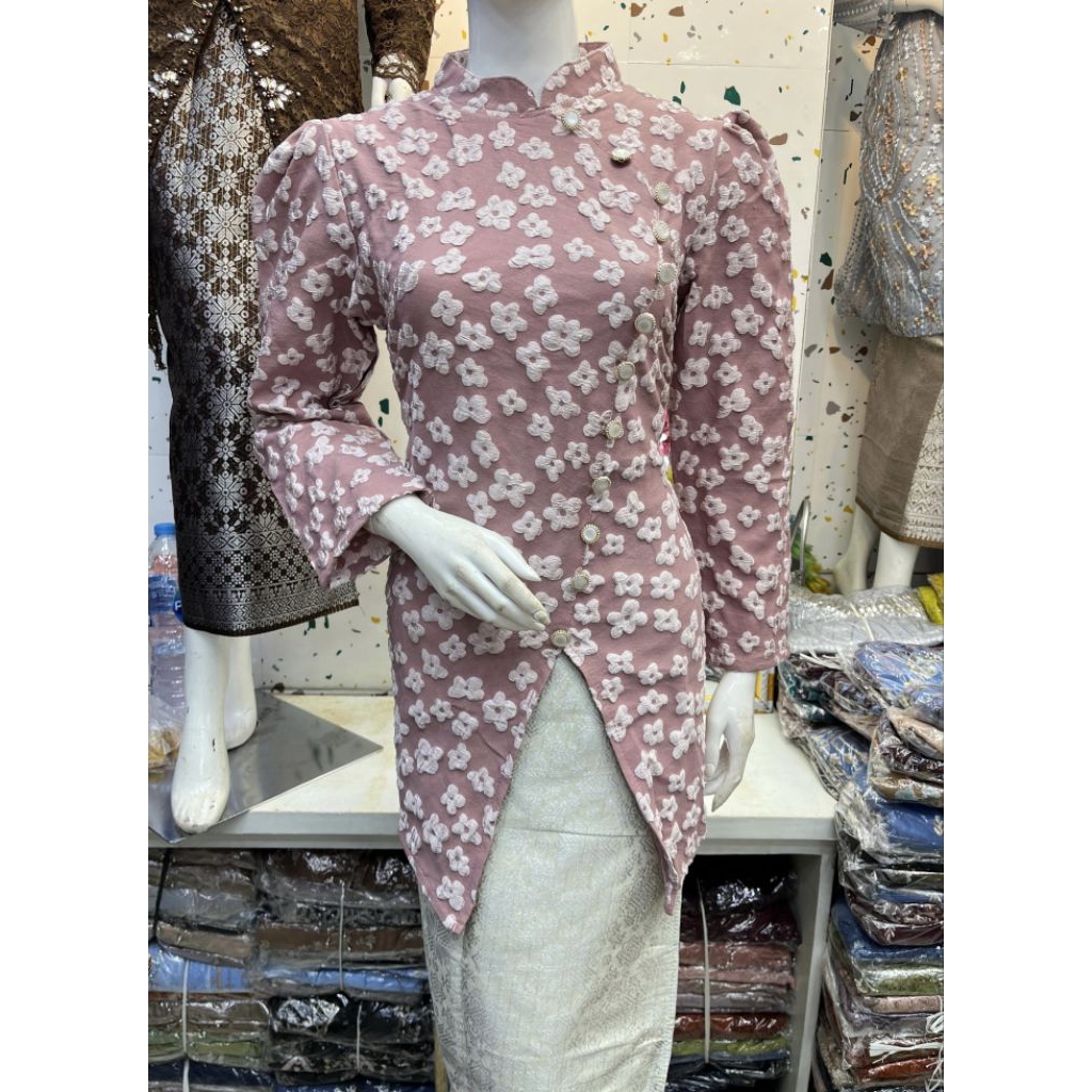 Kebaya Janggan Fukoro Jaguar// Kebaya Pesta // Kebaya Janggan Wisuda//Kebaya Jaguar