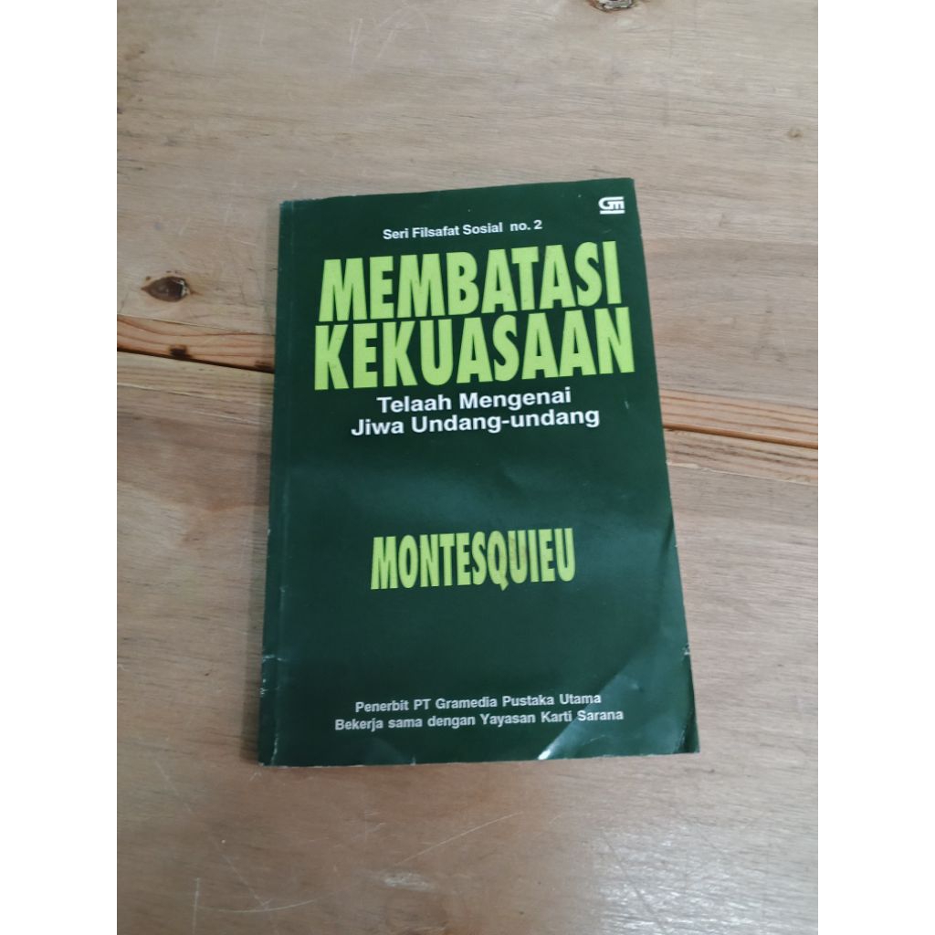 MEMBATASI KEKUASAAN