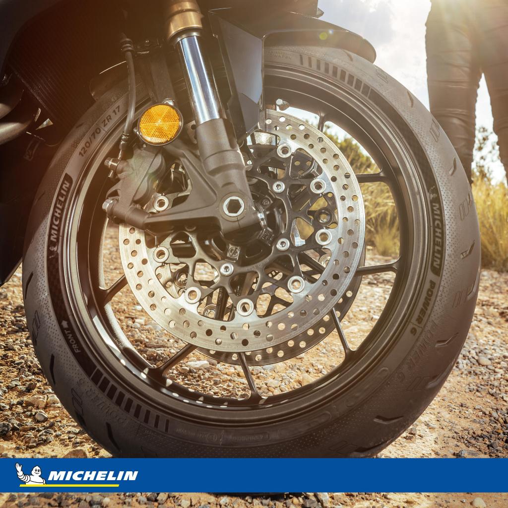 Ban Motor Michelin Power 6
