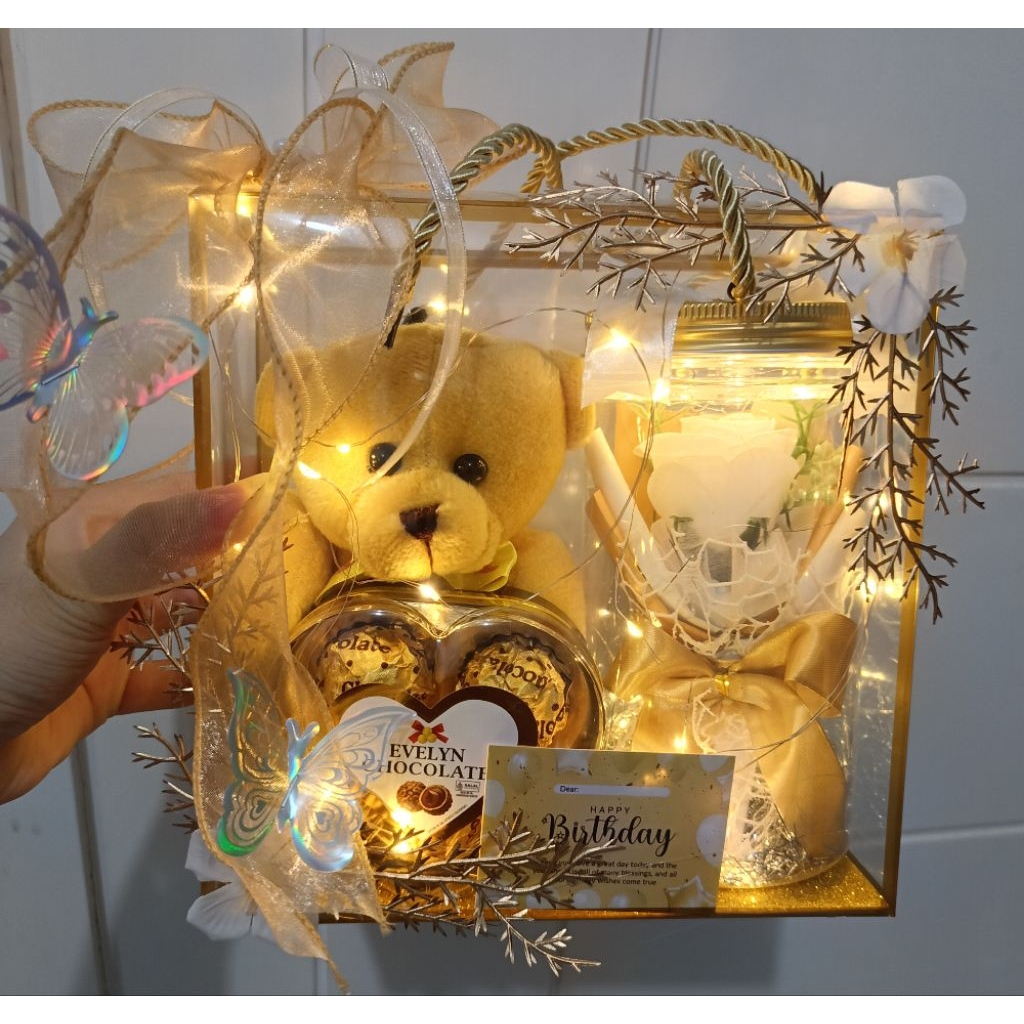 

KADO ULTAH / KADO VALENTINE / KADO GURU / KADO WISUDA / KADO ANNIVERSARY / GIFT / HAMPERS / BUKET / COKLAT