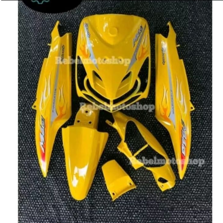 Cover Body Full Halus Mio Smile Warna Kuning Plus Stiping