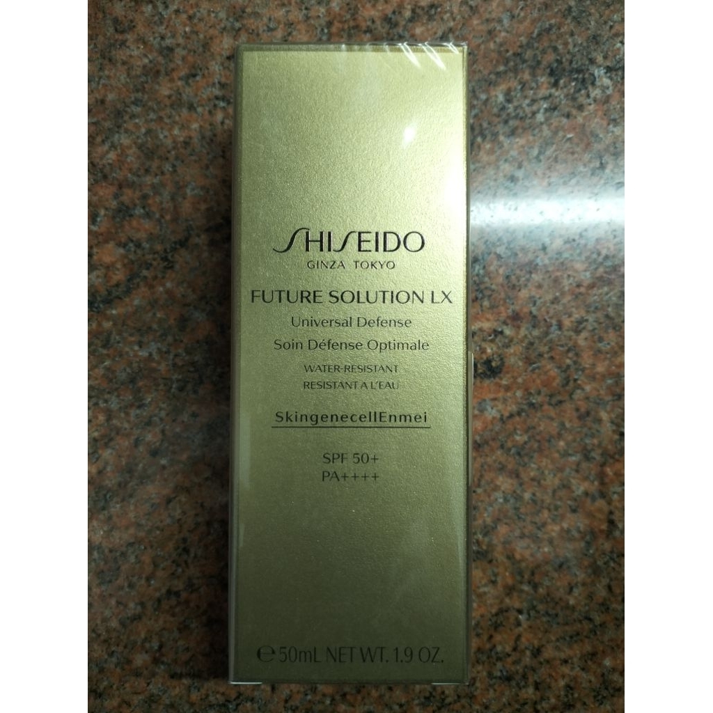 Shiseido Future Solution LX Universal Defense E SPF 50+ PA++++ isi 50 ml