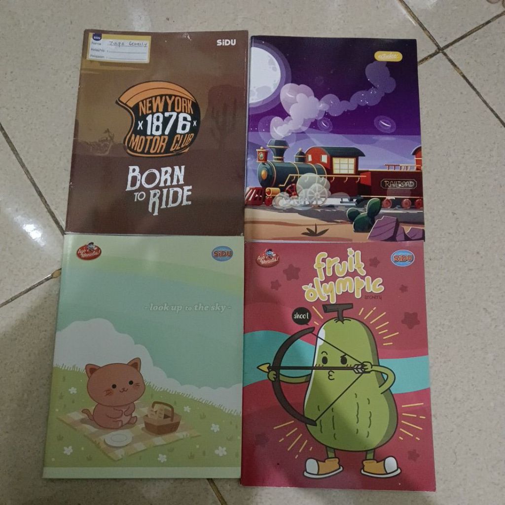 

4 Buku Tulis