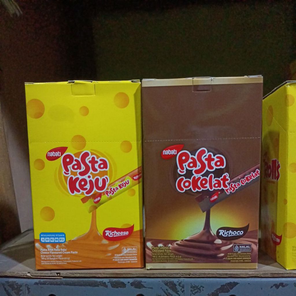 

Nabati pasta coklat dan keju