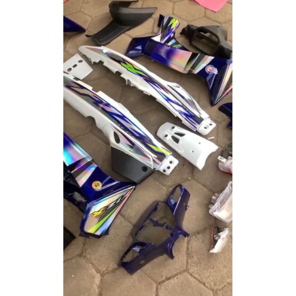 STRIPING FIZR 2004 CUSTOM  BIRU PUTIH HOLOGRAM