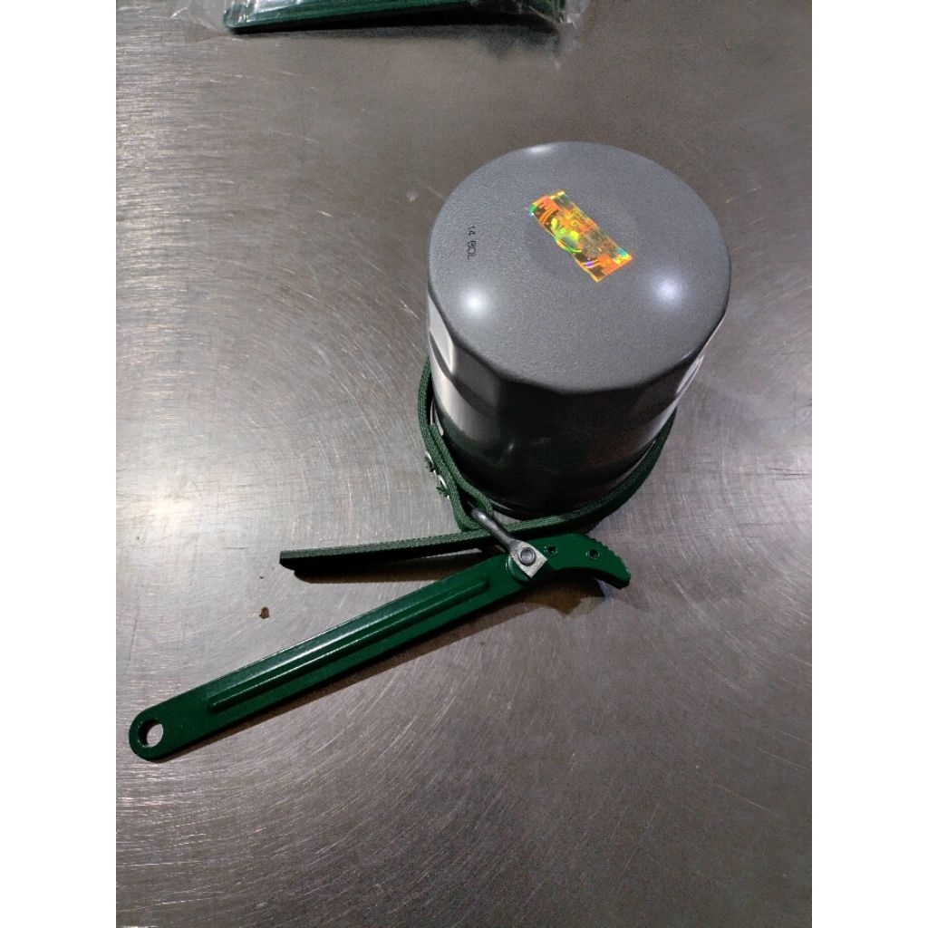 Kunci Filter Oli Universal ISTIMEWA