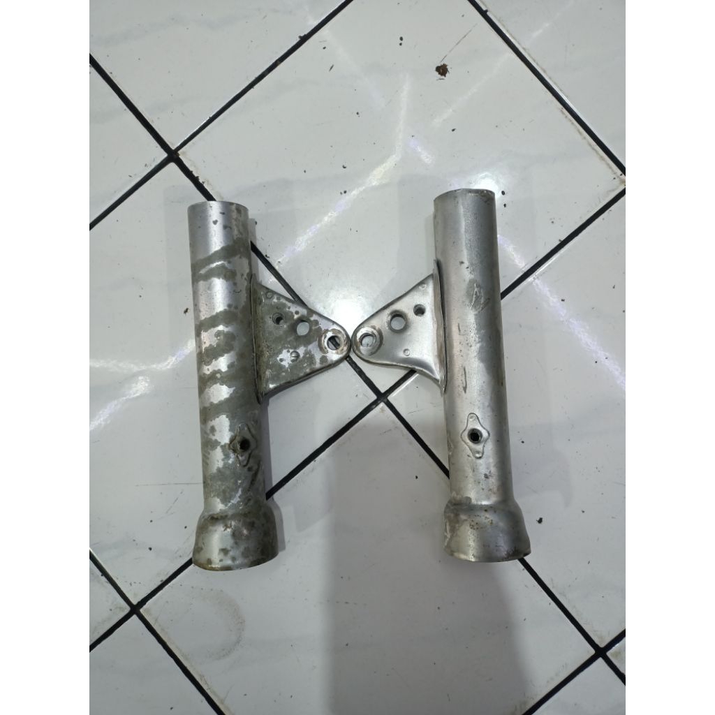 Pegangan Lampu Depan Motor Cb Tiger Mega Pro  Custom