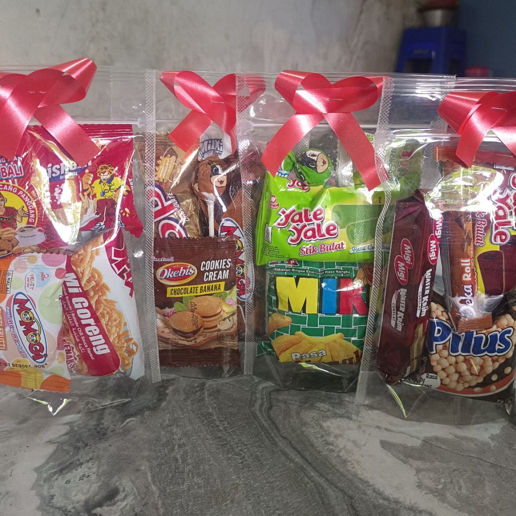 

mini gift snack hampers ulang tahun