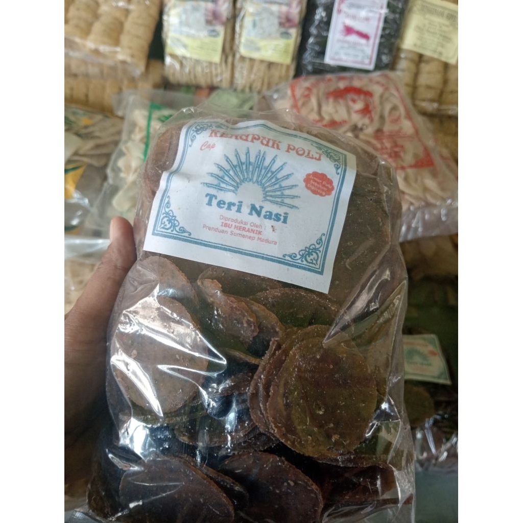 

KERUPUK POLI/KERUPUK TERI NASI/KERUPUK ENAK MENTAH