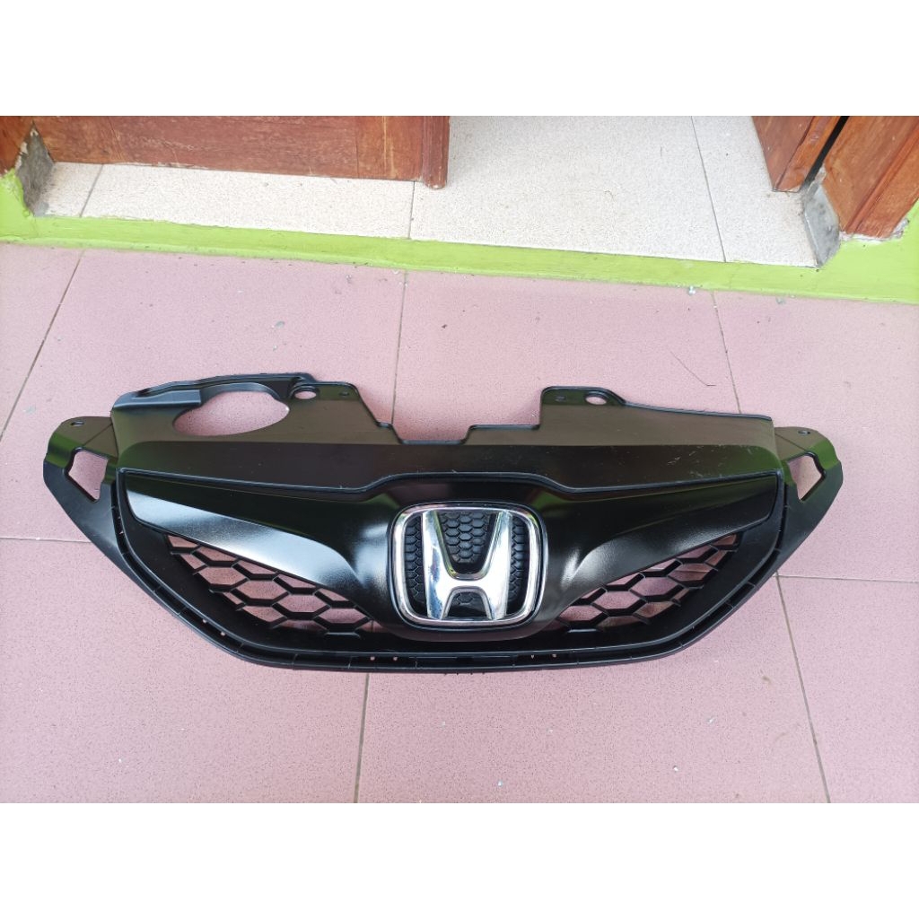 Grill Gril Honda Brio Satya original