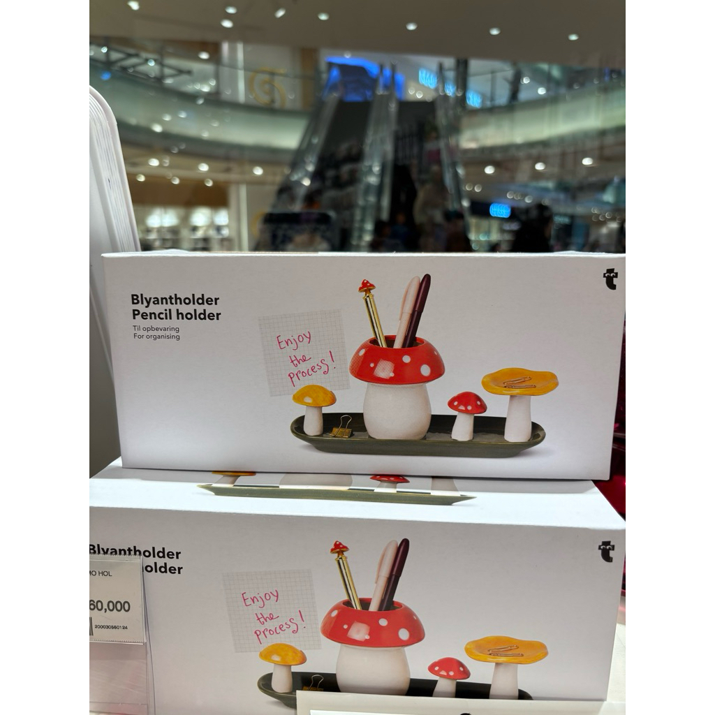 

Flying Tiger Ceramik Pencil Holder - Wadah Alat Tulis Pena Keramik