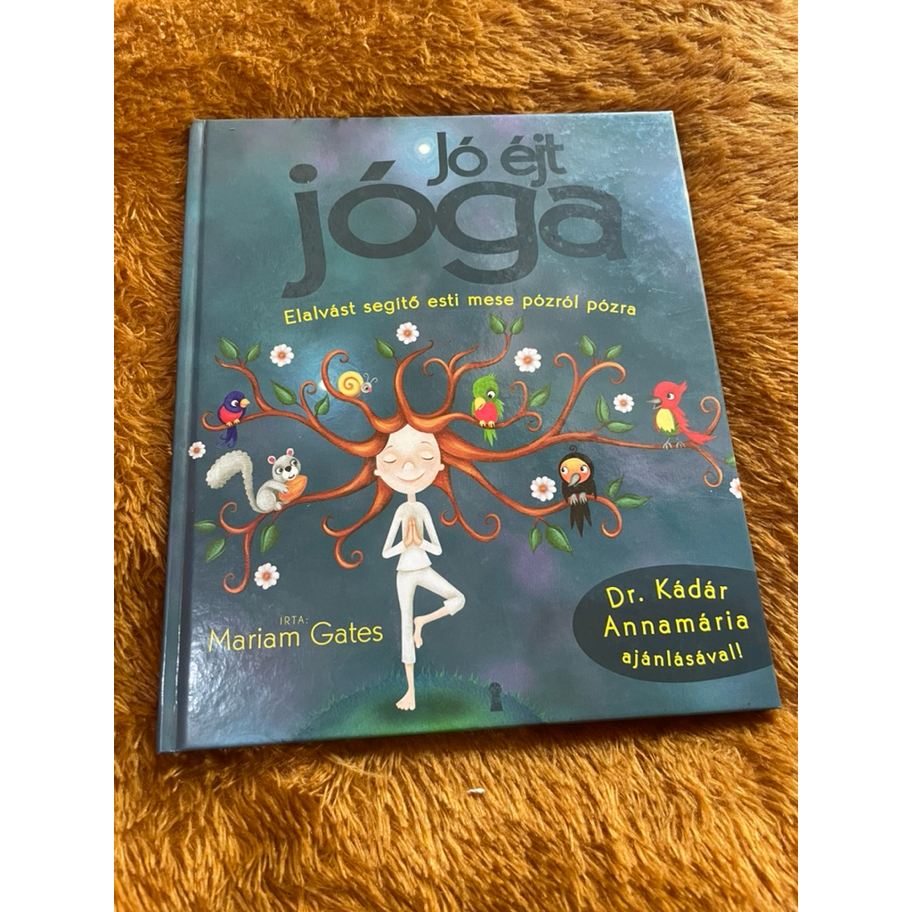 Buku preloved Yoga-Cerita anak pengantar tidur( Bahasa Hungaria)