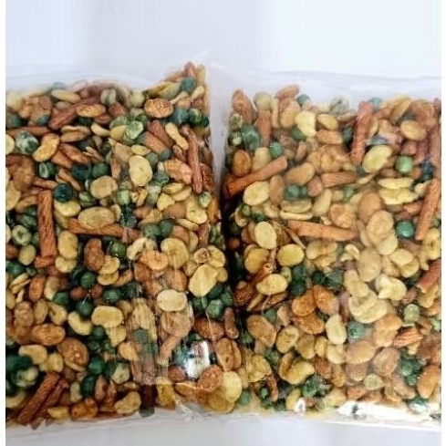

KACANG CAMPUR MIX/KACANG MIX ENAKK RENYAH PEDAS MANIS GURIH