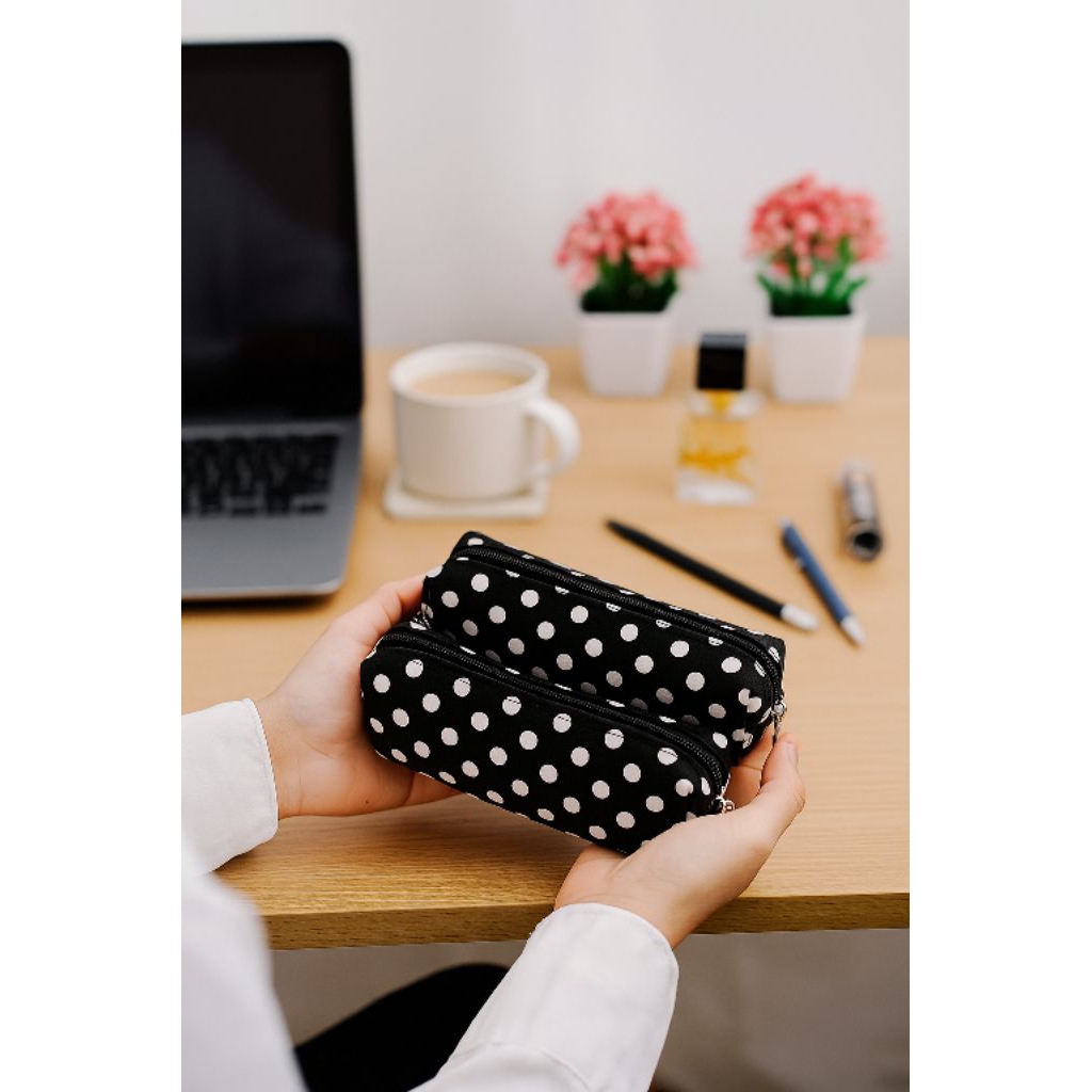 

Pouch Tempat Pensil Kanvas Premium Polkadot