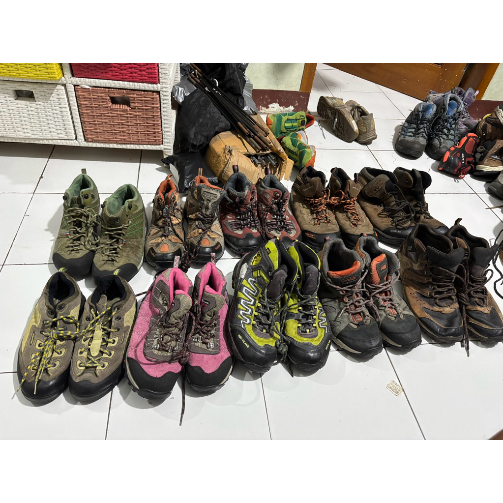 CO LINK HARGA 220 SEPATU GUNUNG - SEPATU OUTDOOR - SEPATU HIKING SECOND BRANDED 36-45