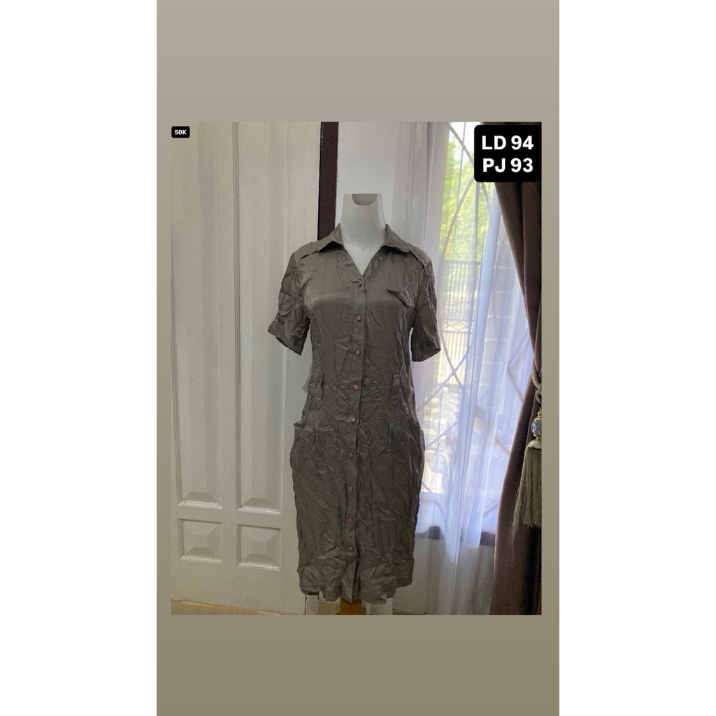 16. Dress formal full kancing lengan pendek