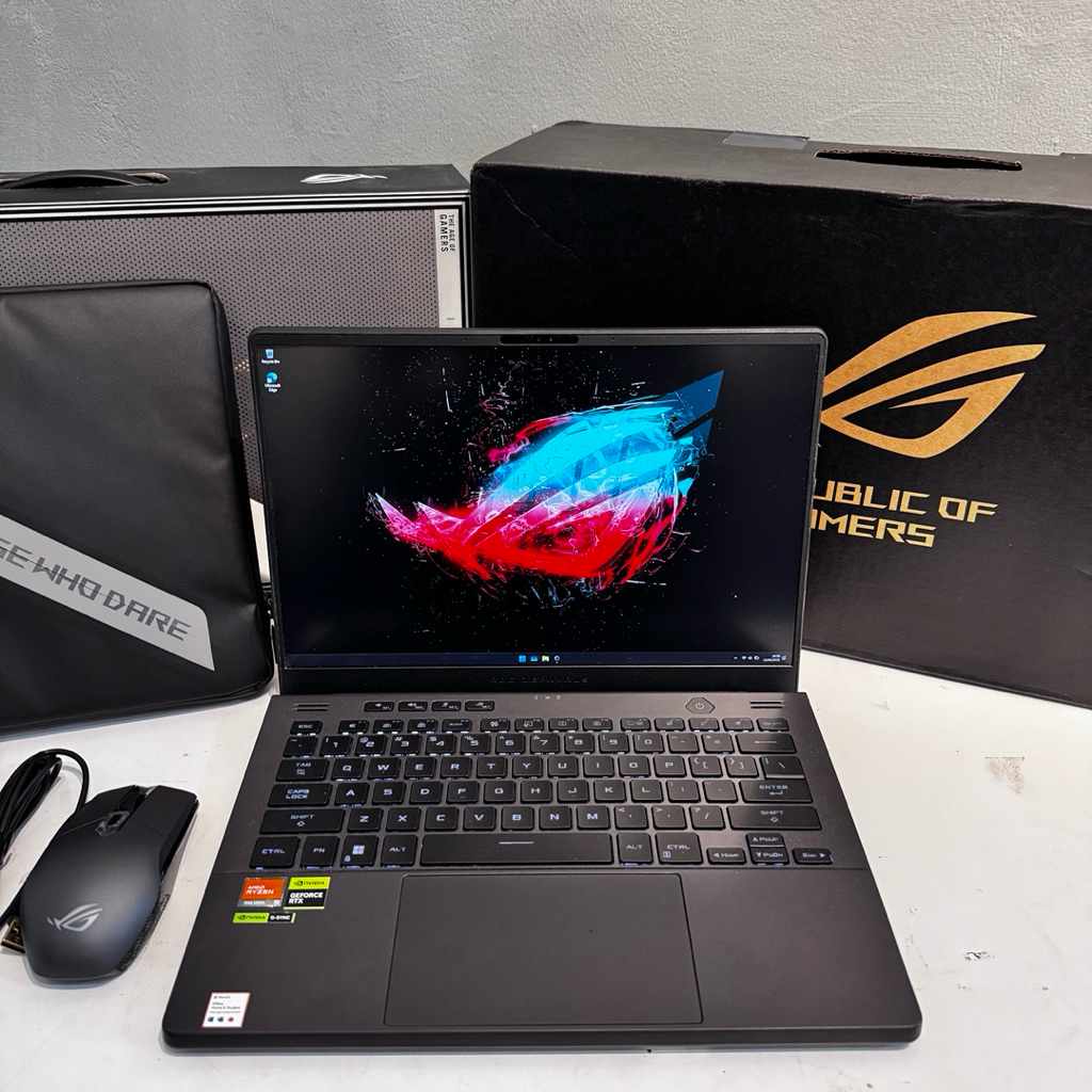 Laptop Gaming Asus ROG Zephyrus G14 GA402XV Animatrix Ryzen 9 7940HS RTX 4060  Fullset