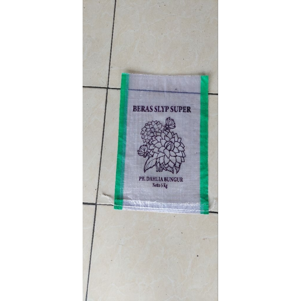 

karung beras 5kg custom bikin merek sendiri minimal order 1000 lembar
