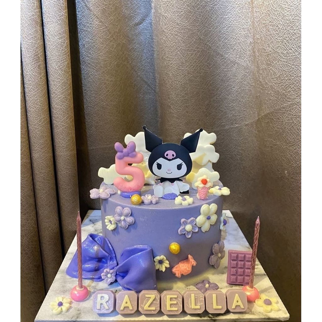 

Pinata Cake Kuromi3