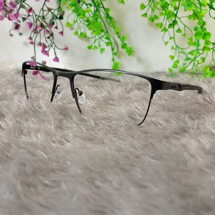 Frame Kacamata Sporty Titanium//Stylish//modern//Ringan