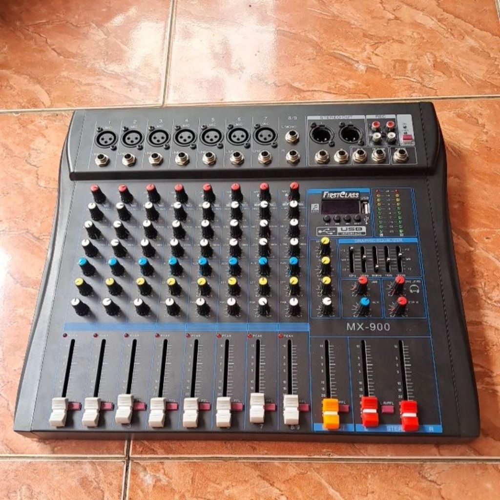 Mixer  6 / 9 channel USB Efek