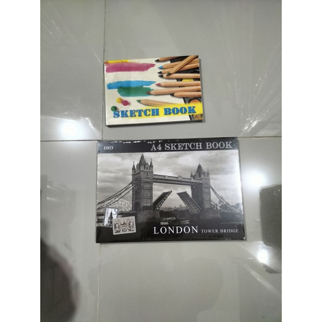 

Sketchbook Sketsa Buku Gambar Kiky Ukuran A5 50lbr / A4 50 lbr - Buku.