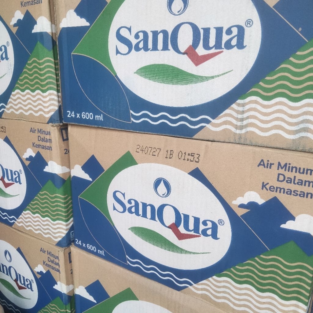 

Sanqua Botol 1 Dus 24 x 600 ml Ai Minum Sanqua