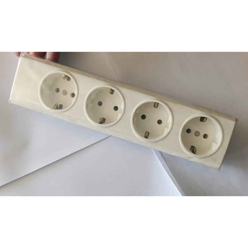 Stop kontak Broco 4 lubang Colokan Broco terminal listrik