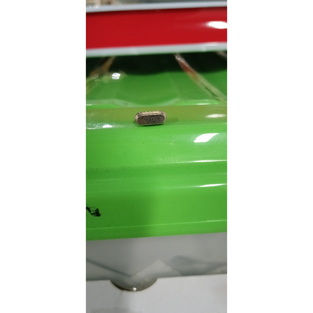 8651 xtal kristal crystal oscillator osilator 27.000m 27mhz 27 mhz 27.000