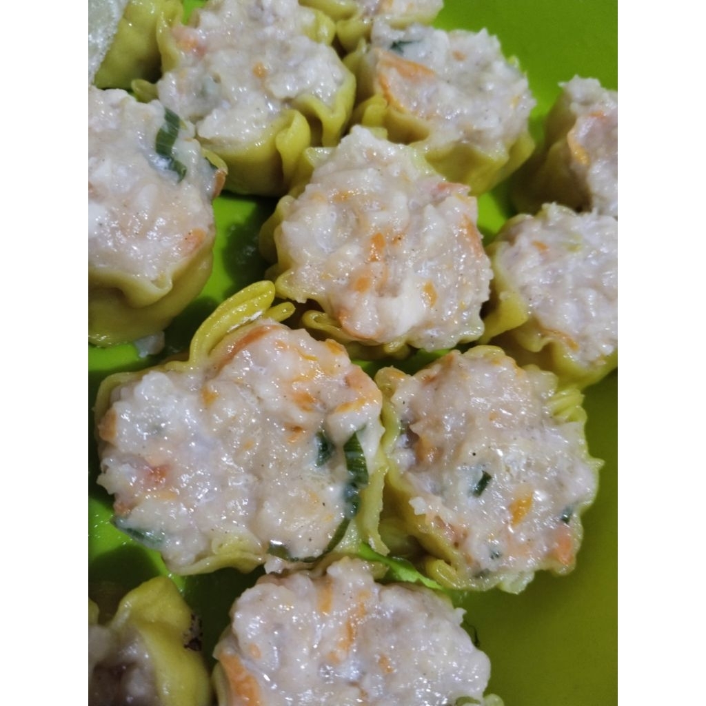 

Dimsum Ayam Frozen isi 10, free chilli oil