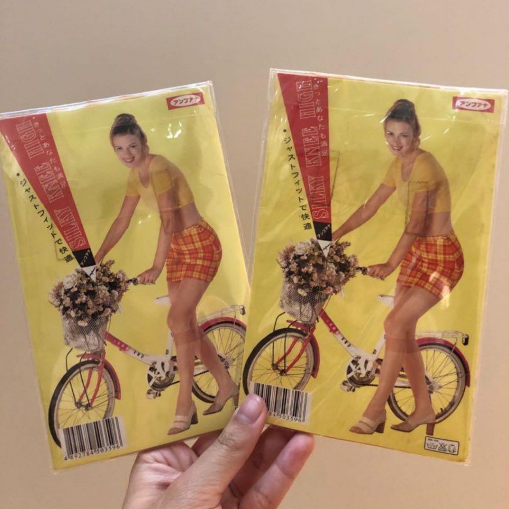 Stocking Silky Knee High Socks Kaos Kaki Cream Jepang