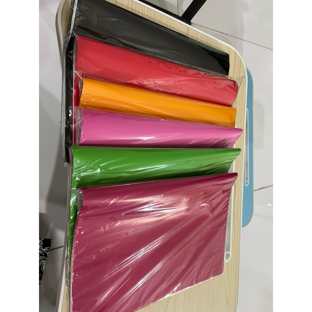 

SAMPUL BUKU BOXY WARNA ISI 25 Lembar Ukuran 30x40