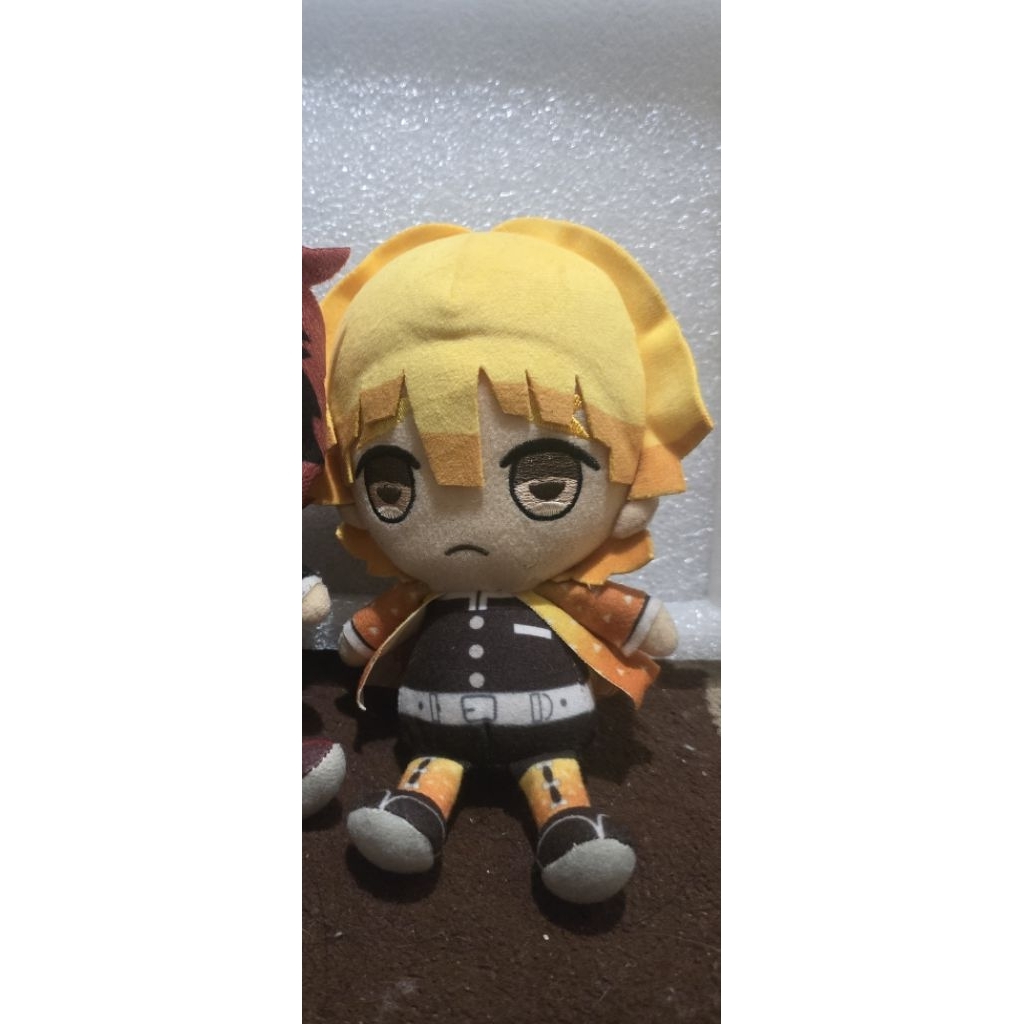 jejen agatsuma zenitsu bulir nuigurumi duduk plush doll boneka lucu
