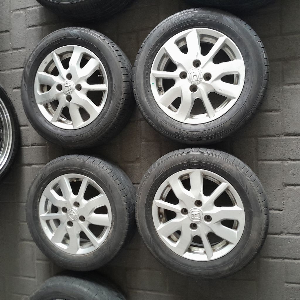 Velg Oem Copotan Standar Mobil Brio Ring 14 Komplit Ban R14