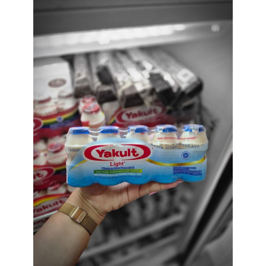

YAKULT LIGHT 325ML ISI 5 BOTOL | Minuman Probiotik Rendah Gula | Sehat & Segar