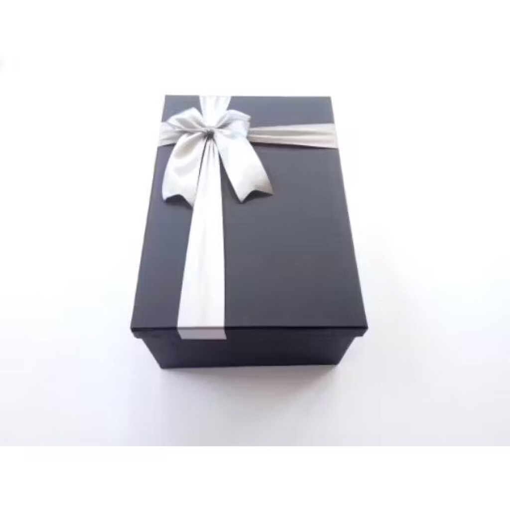 kotak kado sepatu / box sepatu / kotak sepatu