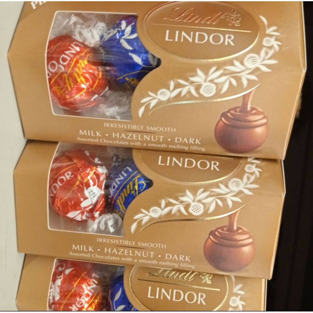 

Lindt Lindor Trio Assorted Chocolate Isi 3